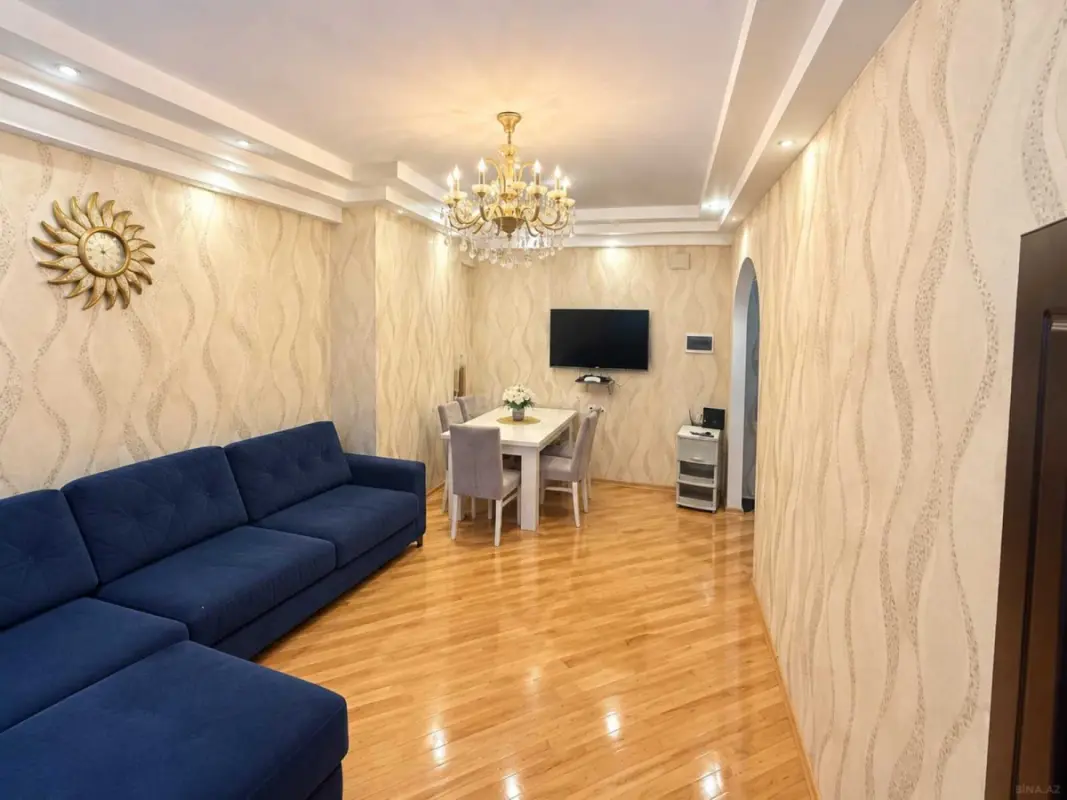 Kirayə verilir 2 otaqlı mənzil 56 m²