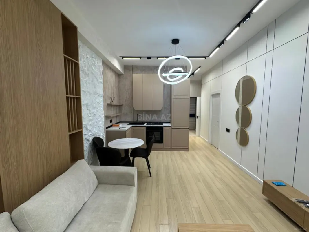Kirayə verilir 2 otaqlı mənzil 70 m²