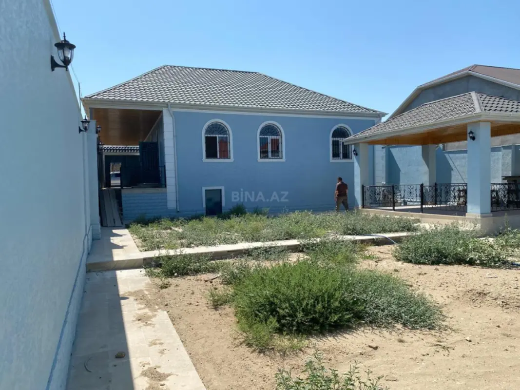 Satılır 5 otaqlı həyət evi 170 m²