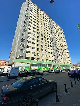 Kirayə verilir 2 otaqlı mənzil 105 m² — Bakı, Memar Əcəmi yanı 2 otaq 105.00 m²