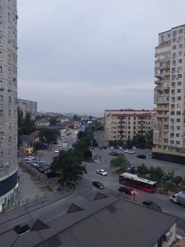 Satılır 3 otaqlı mənzil 110 m²