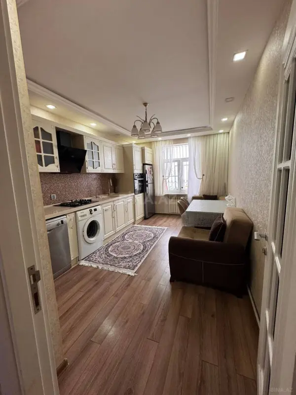 Satılır 2 otaqlı mənzil 83.5 m²