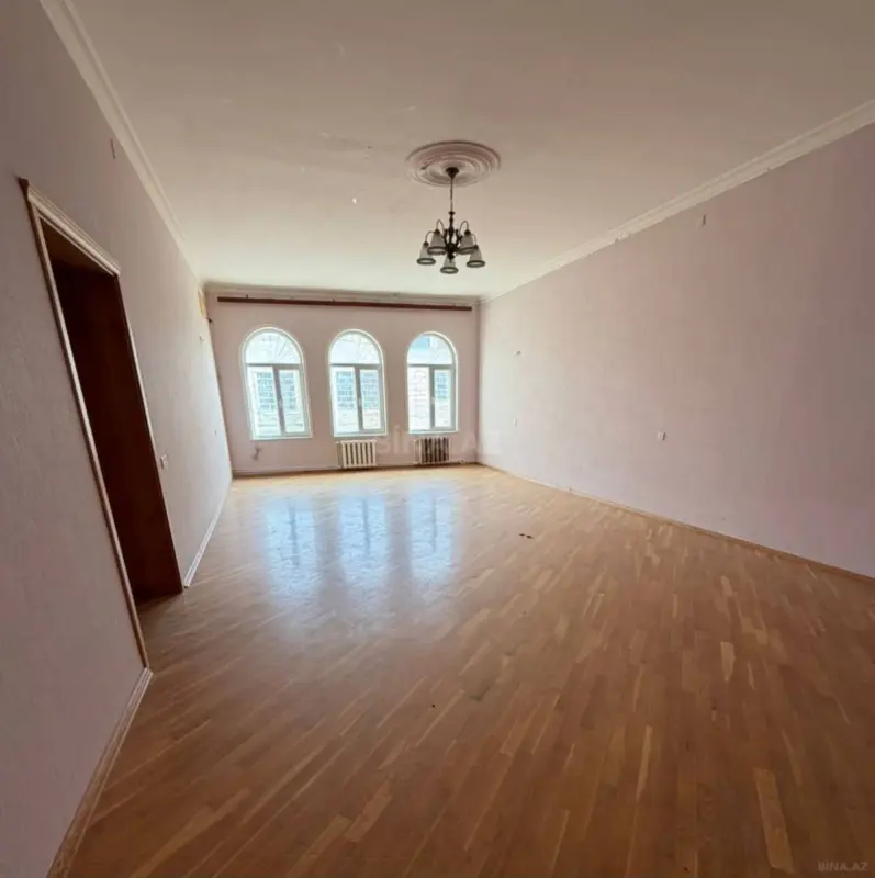 Kirayə verilir 3 otaqlı ofis 150 m²