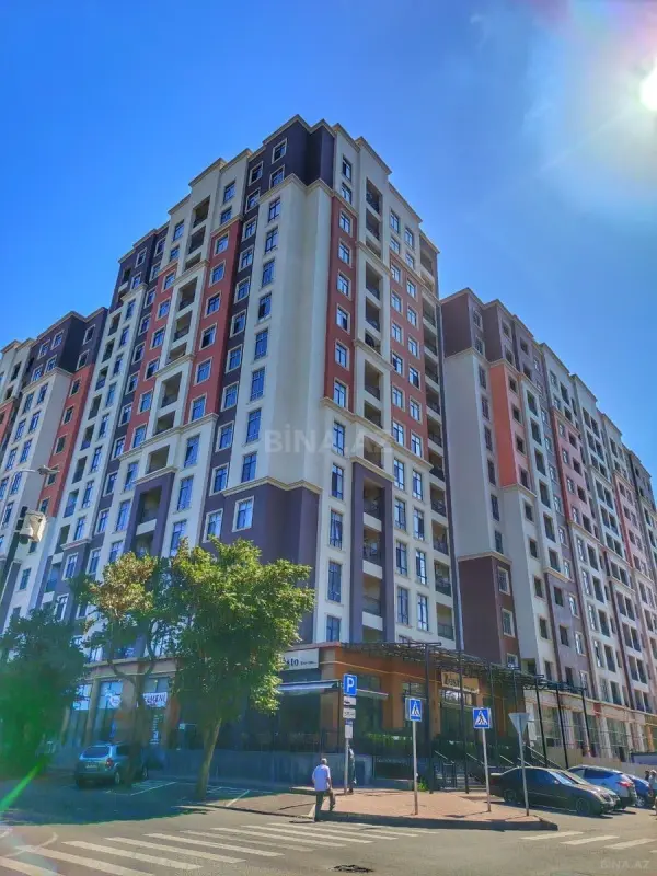 Satılır 2 otaqlı mənzil 70.2 m²