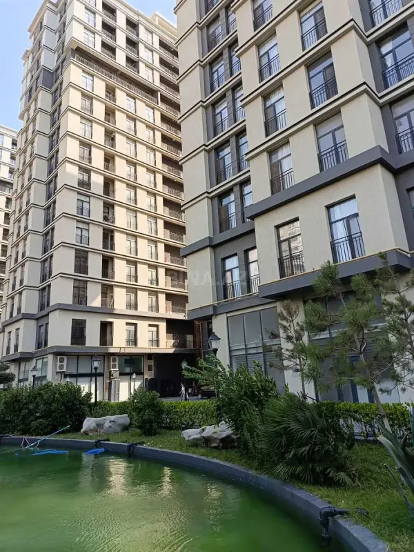 Satılır 3 otaqlı mənzil 127.8 m²