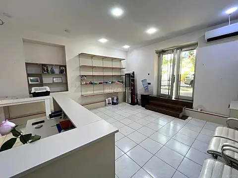 Kirayə verilir obyekt 100 m² — Bakı 100.00 m²