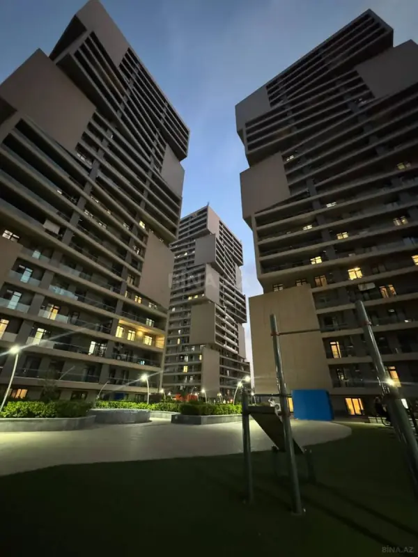 Kirayə verilir 5 otaqlı mənzil 178 m²