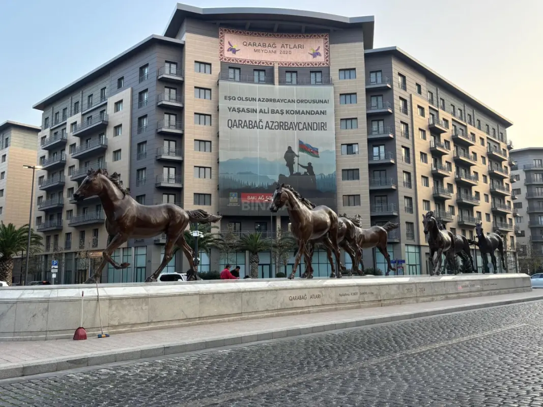 Kirayə verilir 3 otaqlı mənzil 142 m²