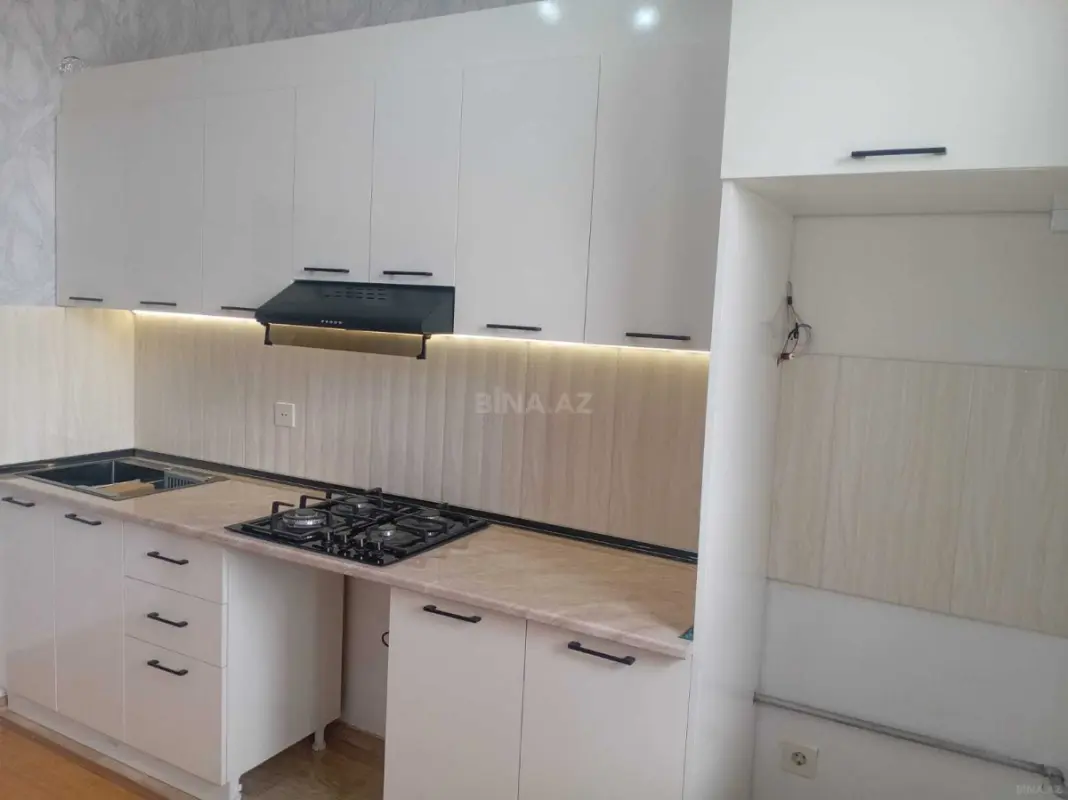Satılır 2 otaqlı mənzil 62 m²