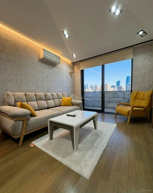 Kirayə verilir 2 otaqlı mənzil 72 m²