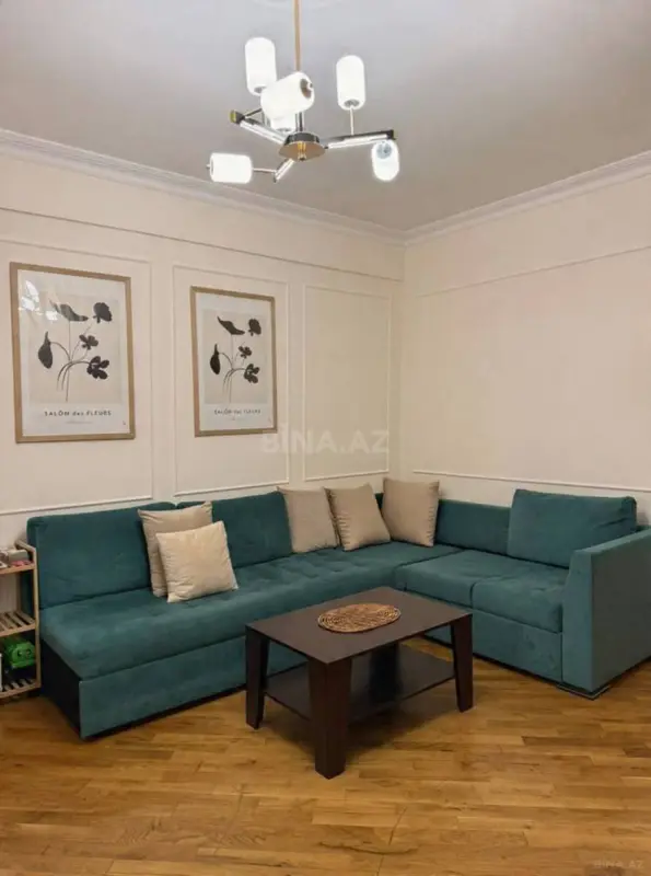 Satılır 2 otaqlı mənzil 66 m²