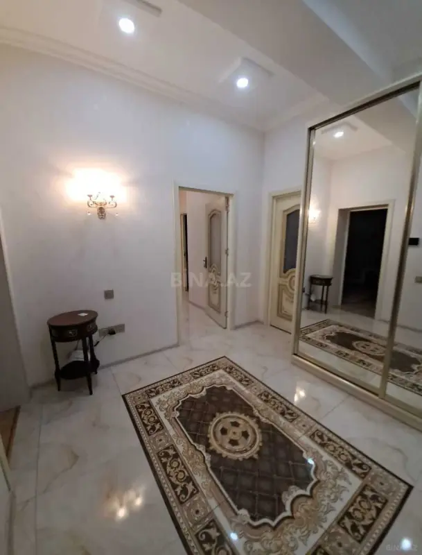 Kirayə verilir 3 otaqlı mənzil 100 m²