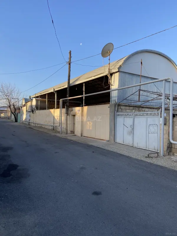 Satılır 7 otaqlı həyət evi 222 m²