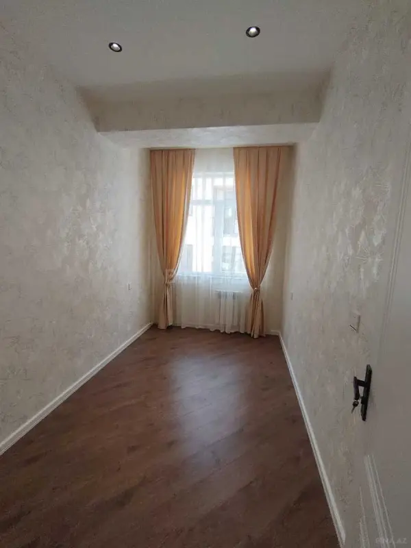 Satılır 2 otaqlı mənzil 54 m²
