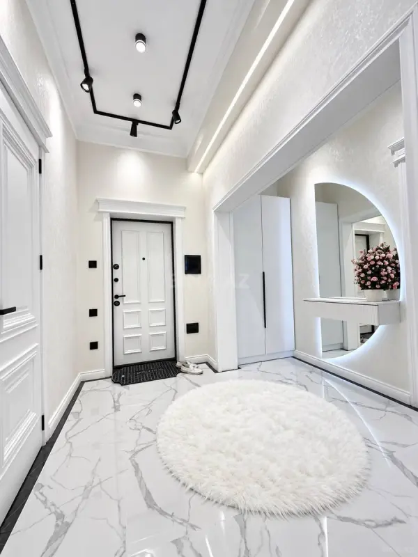 Satılır 3 otaqlı mənzil 105 m²
