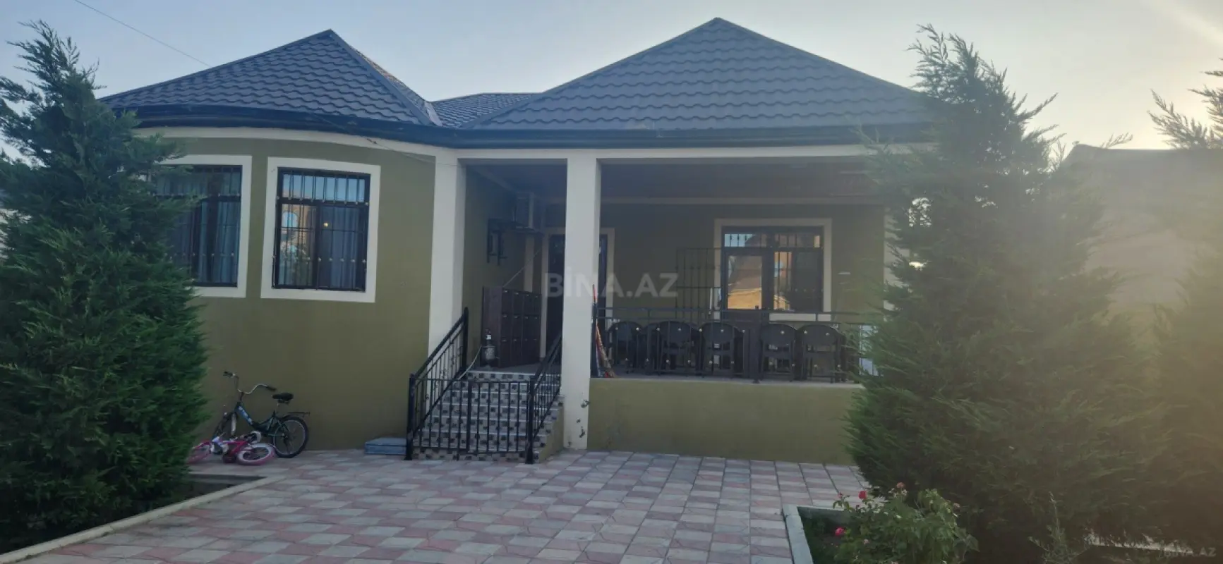 Satılır 4 otaqlı həyət evi 140 m²