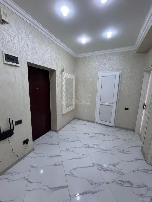 Satılır 2 otaqlı mənzil 63 m²