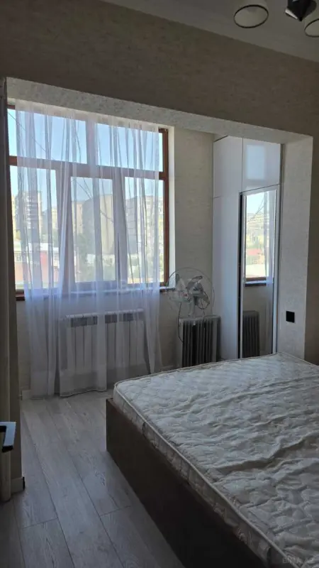 Kirayə verilir 2 otaqlı mənzil 55 m²