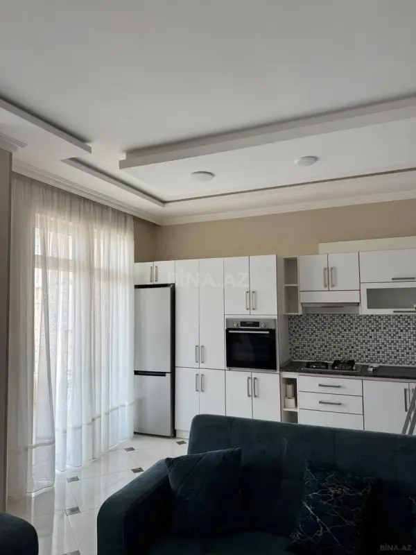 Kirayə verilir 3 otaqlı mənzil 120 m²