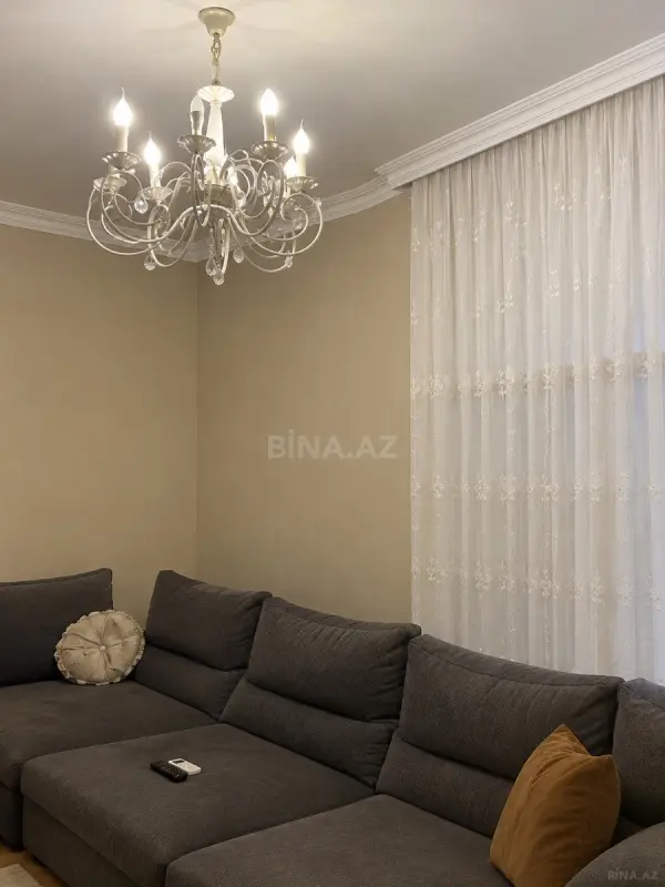 Kirayə verilir 3 otaqlı mənzil 90 m²