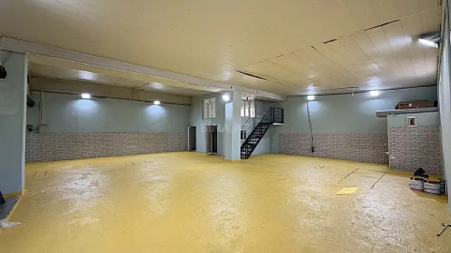 Kirayə verilir obyekt 205 m² — Bakı, Badamdar 205.00 m²