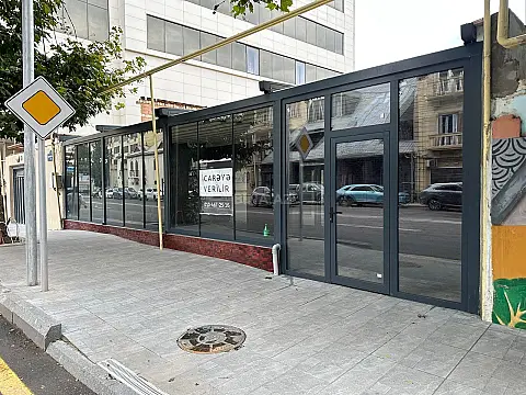 Kirayə verilir obyekt 170 m² — Bakı 170.00 m²