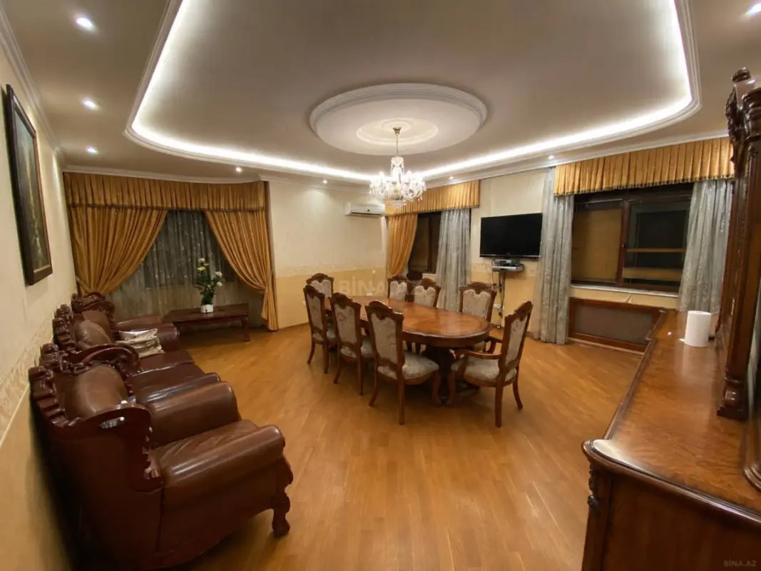 Kirayə verilir 4 otaqlı mənzil 185 m²