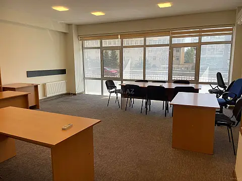 Kirayə verilir 5 otaqlı ofis 260 m² — Bakı 5 otaq 260.00 m²