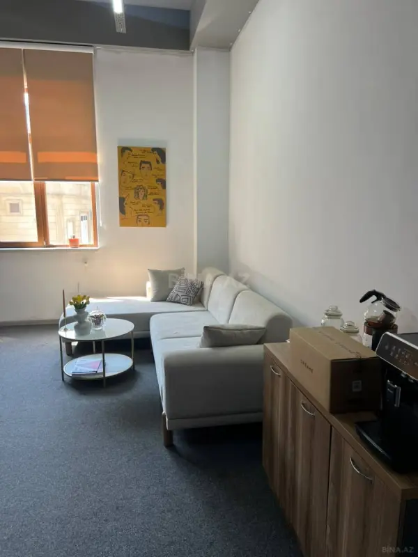 Kirayə verilir 1 otaqlı ofis 40 m²