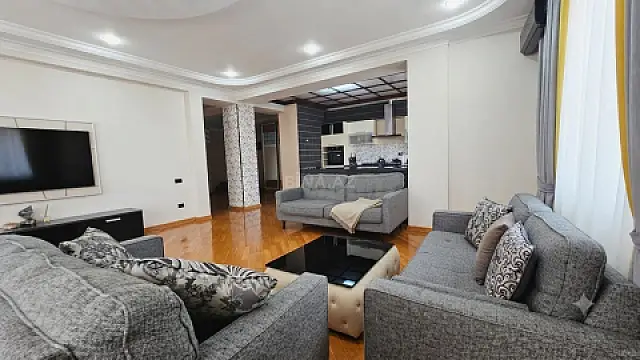 Satılır 3 otaqlı mənzil 85 m² — Bakı, Binəqədi 3 otaq 85.00 m²