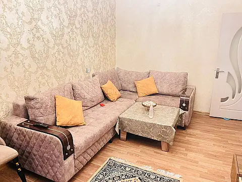 Satılır 2 otaqlı mənzil 64 m² — Bakı, Memar Əcəmi yanı 2 otaq 64.00 m²