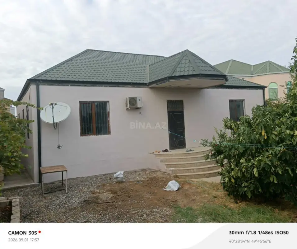 Satılır 4 otaqlı həyət evi 168 m²