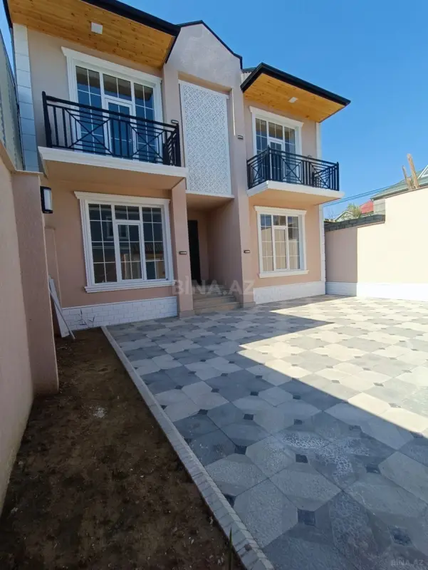 Satılır 5 otaqlı həyət evi 170 m²