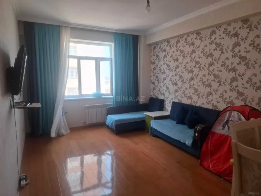Kirayə verilir 2 otaqlı mənzil 67 m²