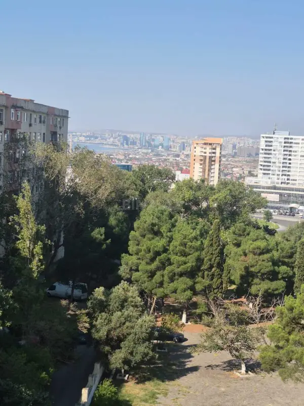 Satılır 2 otaqlı mənzil 66 m²