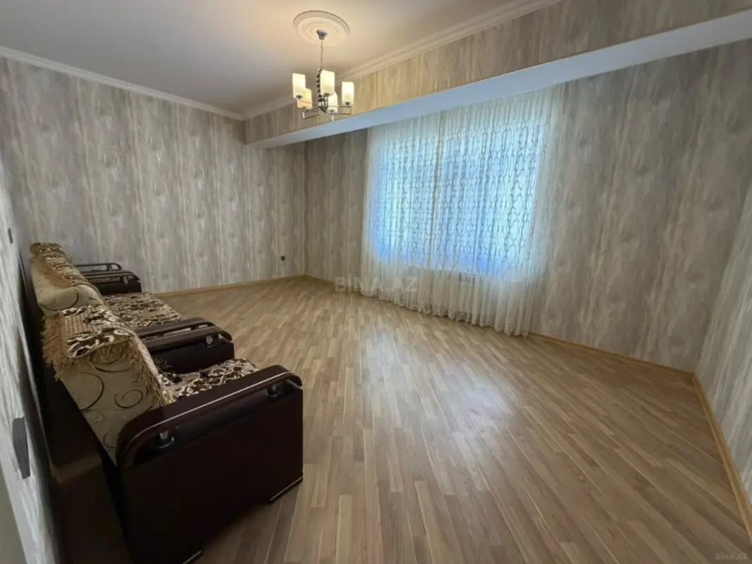 Kirayə verilir 3 otaqlı mənzil 120 m²