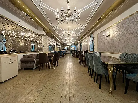 Kirayə verilir obyekt 750 m² — Bakı 750.00 m²
