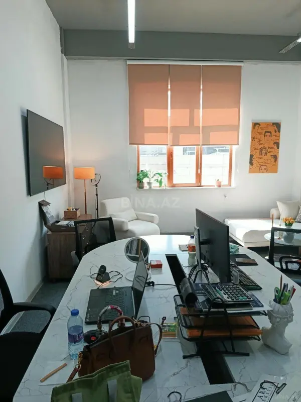 Kirayə verilir 1 otaqlı ofis 40 m²