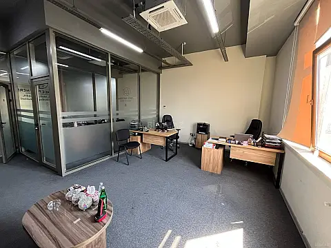Kirayə verilir 2 otaqlı ofis 45 m² — Bakı, Nərimanov 2 otaq 45.00 m²