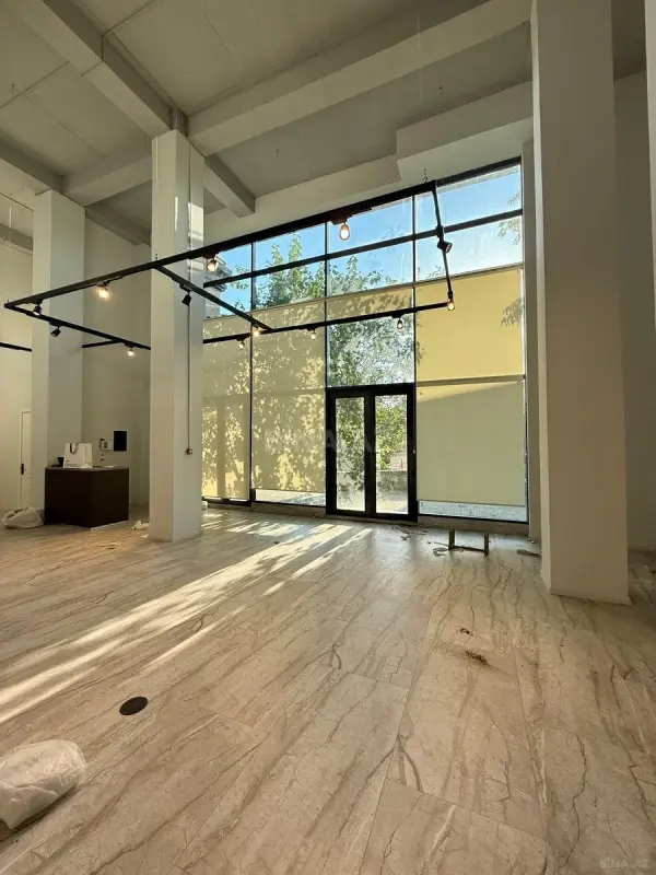 Kirayə verilir obyekt 280 m²