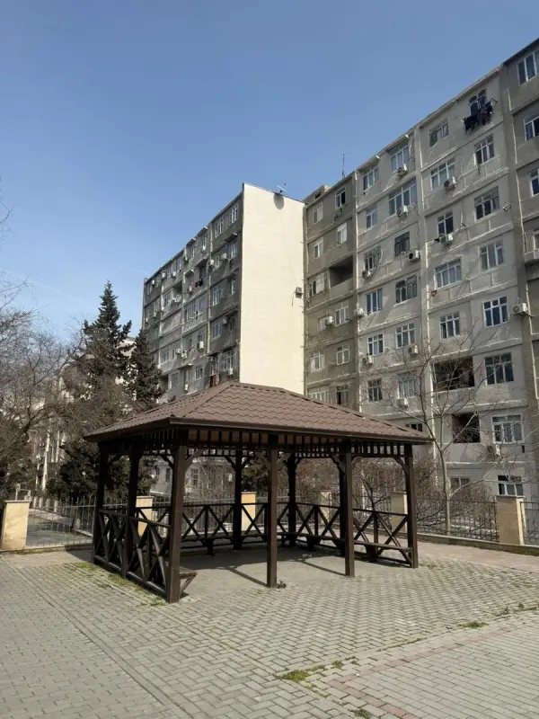 Satılır 2 otaqlı mənzil 50 m²