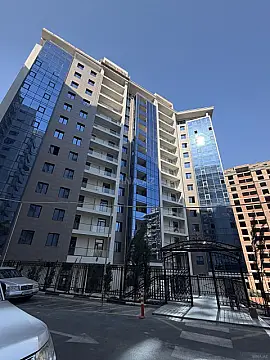 Satılır 3 otaqlı mənzil 133 m² — Bakı, Nizami 3 otaq 133.00 m²