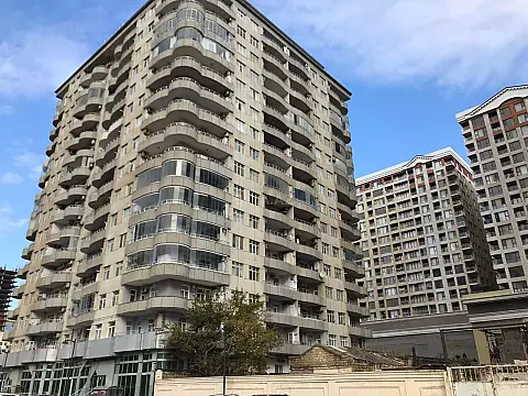 Satılır 3 otaqlı mənzil 140 m² — Bakı, Xətai 3 otaq 140.00 m²
