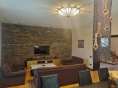 Satılır 4 otaqlı həyət evi 300 m² — Bakı, Şüvəlan 4 otaq 300.00 m²
