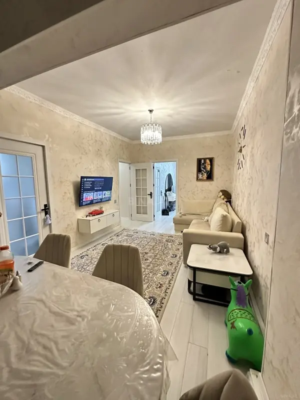 Satılır 2 otaqlı mənzil 54 m²