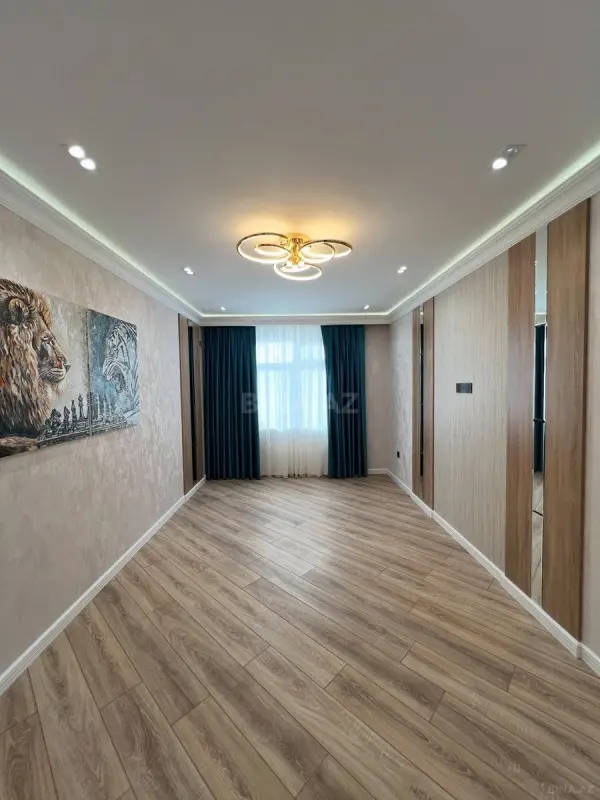 Satılır 2 otaqlı mənzil 85 m²