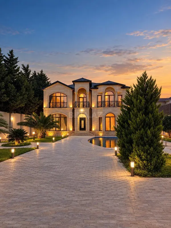Satılır 5 otaqlı həyət evi 350 m²