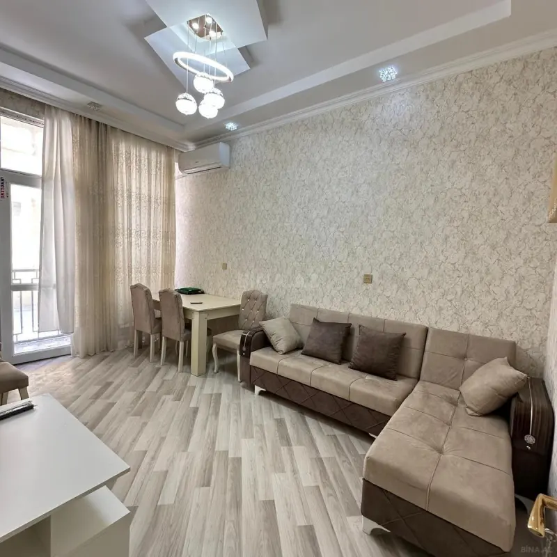 Satılır 2 otaqlı mənzil 52 m²