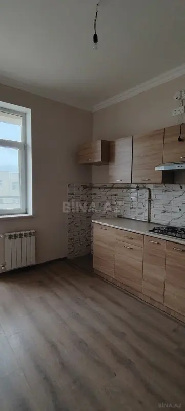 Satılır 4 otaqlı mənzil 110 m²