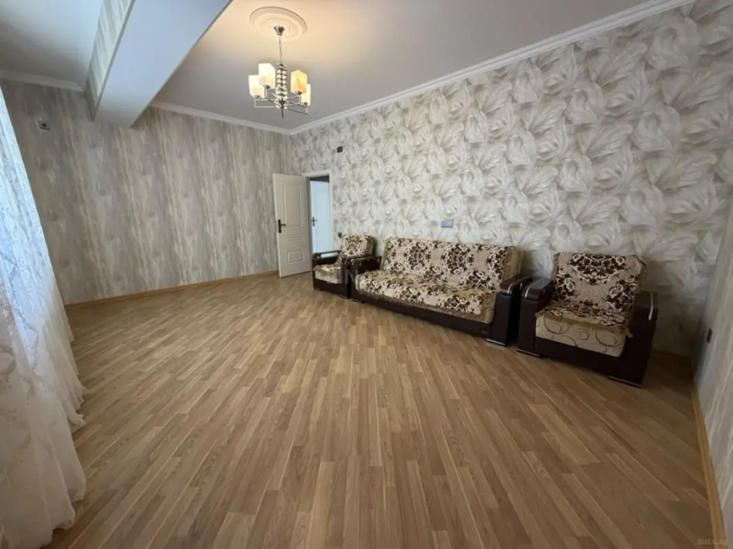 Kirayə verilir 3 otaqlı mənzil 110 m²